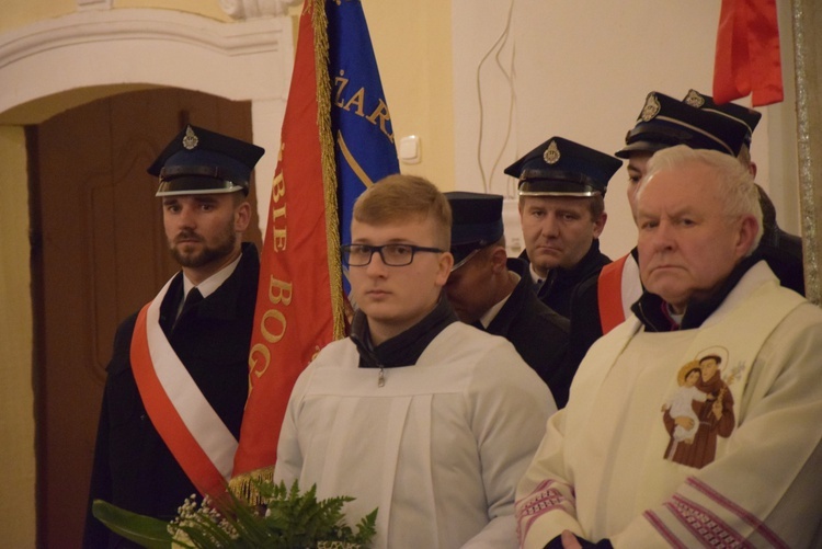 Powitanie ikony MB Częstochowskiej w Regnowie