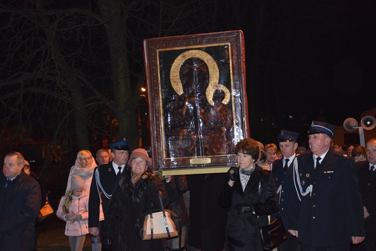 Powitanie ikony MB Częstochowskiej w Wilkowie