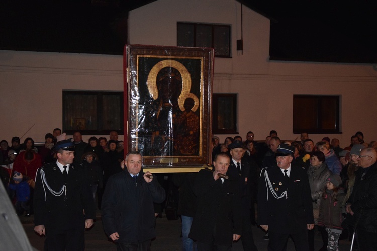 Powitanie ikony MB Częstochowskiej w Wilkowie