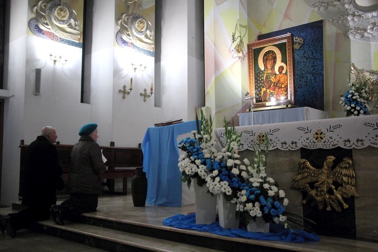 Powitanie ikony MB Częstochowskiej w Szczukach