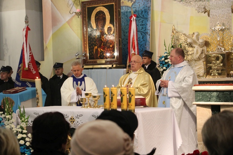 Powitanie ikony MB Częstochowskiej w Szczukach