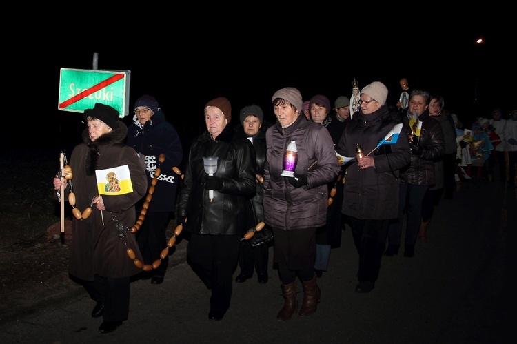 Powitanie ikony MB Częstochowskiej w Szczukach