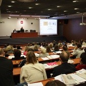 Jubileuszowa konferencja odbędzie się w auli Biblioteki Głównej Uniwersytetu Gdańskiego przy ul. Wita Stwosza 53