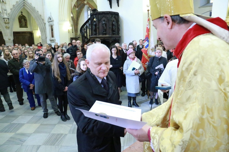 Medale od biskupa tarnowskiego