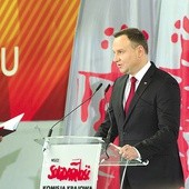 ▲	– Liczę, że będziemy ze sobą rozmawiali, bo dialog może uratować Polskę – mówił prezydent.