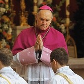 Bp Bernard Fellay, jeden z biskupów konsekrowanych  przez Lefebvre’a, od 1994 r.  jest przełożonym generalnym Bractwa  św. Piusa X.