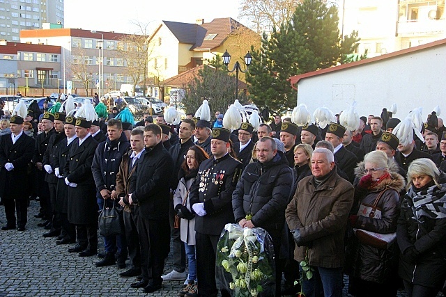 Pogrzeb jednej z ofiar wstrząsu w ZG Rudna