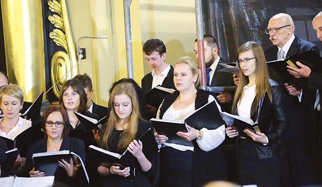 Z okazji okrągłej rocznicy działalności zespół wystąpił w kościele parafialnym z okolicznościowym koncertem.