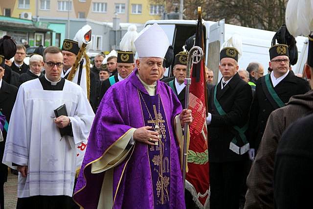 Pogrzeb ofiar wstrząsu w kopalni "Rudna"