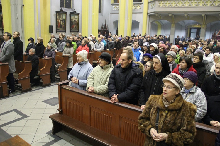 Siemianowice powierzyły się Niepokalanemu Sercu Maryi