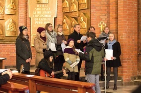 Członkowie oazy odnowili akt oddania Ruchu Niepokalanej Matce Kościoła. Pierwszy zrobił to kard. Karol Wojtyła w 1973 roku.