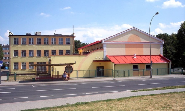 Bronią symboli religijnych w szkole