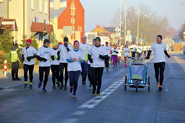 W biegu wzięli udział ci, którzy pamiętali czasy stanu wojennego,  ich dzieci oraz wnuki.