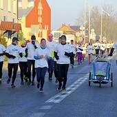 W biegu wzięli udział ci, którzy pamiętali czasy stanu wojennego,  ich dzieci oraz wnuki.