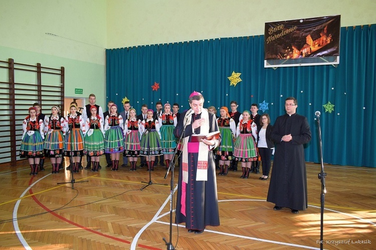 Spotkanie opłatkowe w szkole na łowickim Blichu