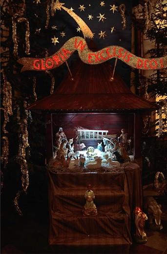 Pułtusk, szopka bożonarodzeniowa w parafii św. Józefa