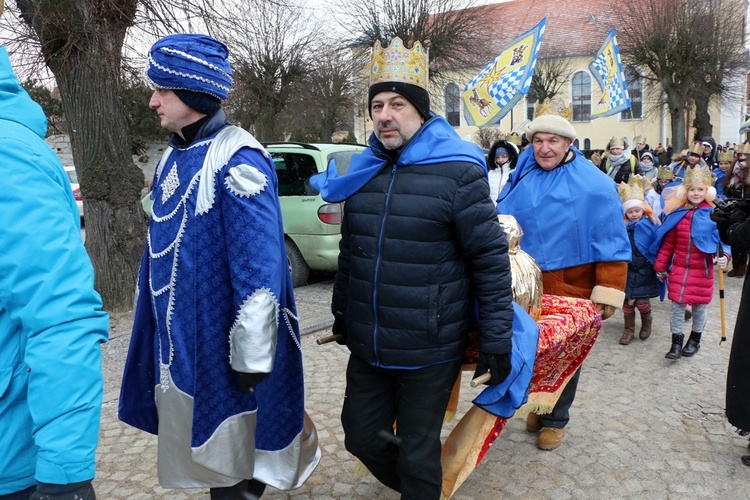 Orszak Trzech Króli w Brzegu Dolnym