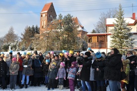 Pokłon oddali, grochówkę zjedli