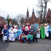 	Kolędnicy misyjni ze złakowskiej parafii.