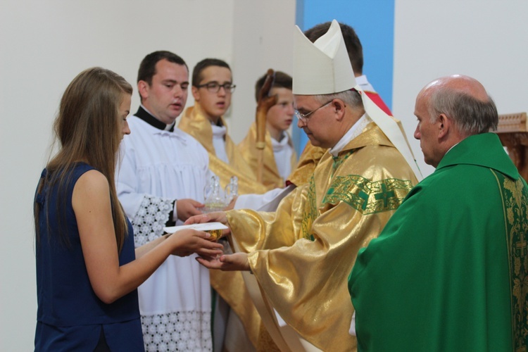 Goście ŚDM z bp. Wiesławem Krótkim na Trzycatku