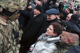 Tego dnia na żagańskim rynku, podobnie jak w 15 innych miejscowościach w Polsce, odbył się piknik plenerowy pod hasłem: „Bezpieczna Polska”.