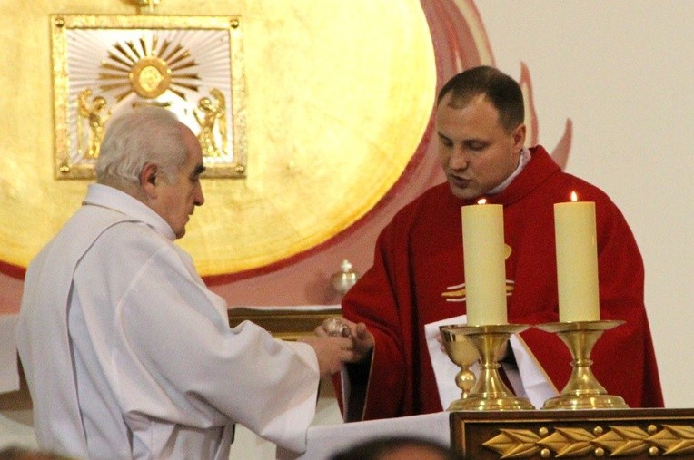 Eucharystii przewodniczył ks. Tomasz Herc.