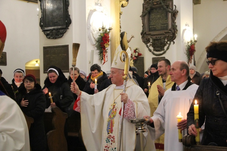 Obchody Dnia Życia Konsekrowanego w Łowiczu