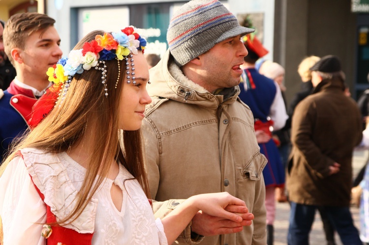 Polonez na rynku w Lublińcu