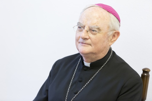 Abp Hoser wysłannikiem papieża do Medjugorie