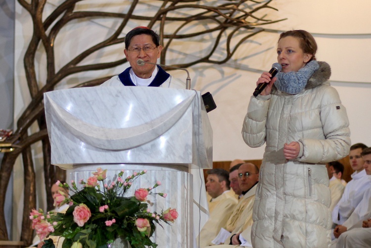 Ogień dla nas i całego świata z kard. Tagle z Filipin