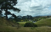 Hobbiton Movie Set - wioska hobbitów w Nowej Zelandii