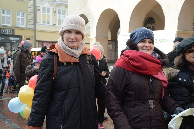 Walentynkowy korowód Fundacji "Dom"