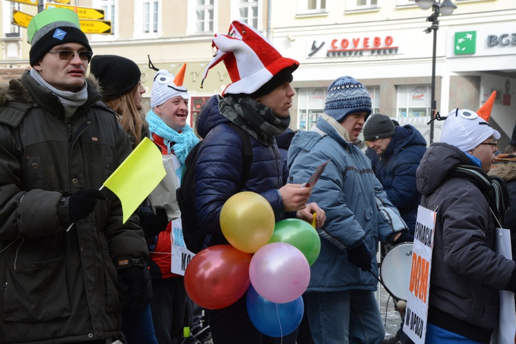 Walentynkowy korowód Fundacji "Dom"