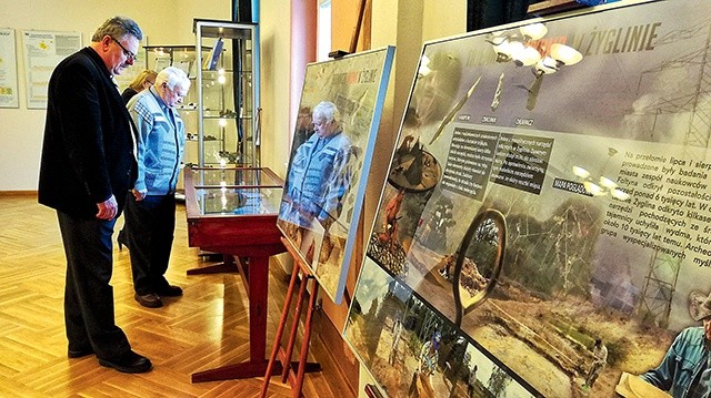 Na wystawie prezentowane są niektóre z wykopanych przedmiotów i minerałów, a szczegółów można dowiedzieć się z kilkunastu tablic.