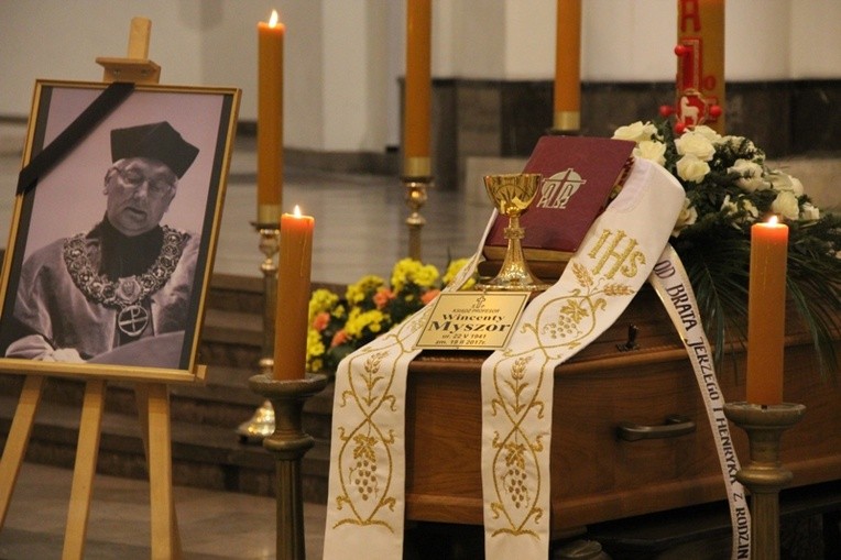 Pogrzeb śp. ks. Wincentego Myszora