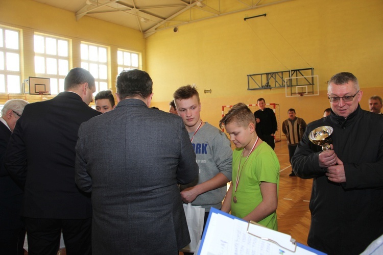 Piłkarski turniej Liturgicznej Służby Ołtarza w Łowiczu