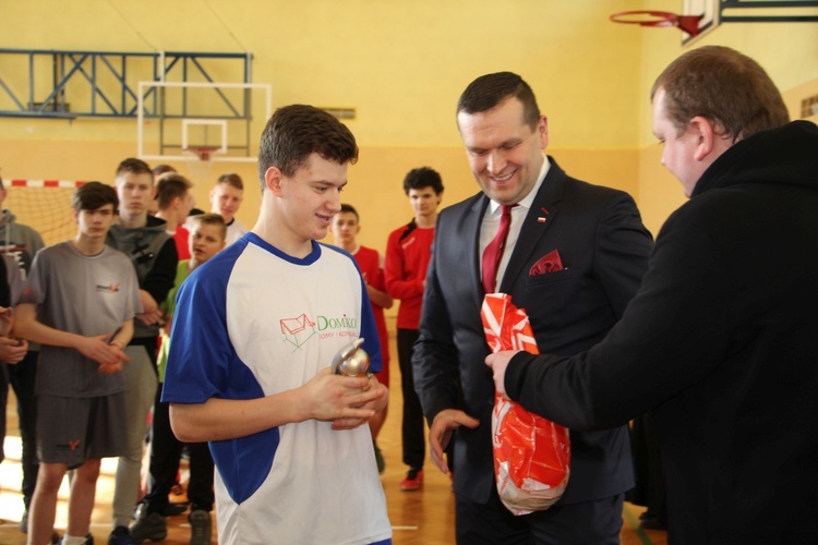 Piłkarski turniej Liturgicznej Służby Ołtarza w Łowiczu