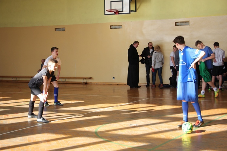 Piłkarski turniej Liturgicznej Służby Ołtarza w Łowiczu