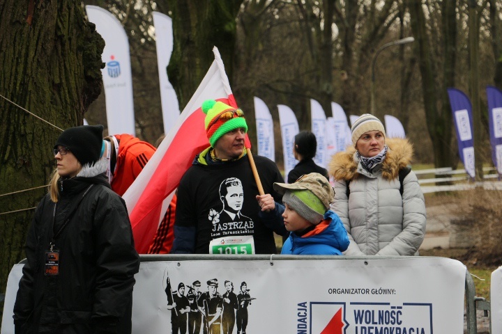 Kibice dopingowali uczestników.