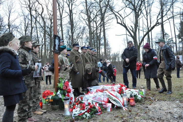 Pamięci żołnierzy wyklętych w Grodkowie