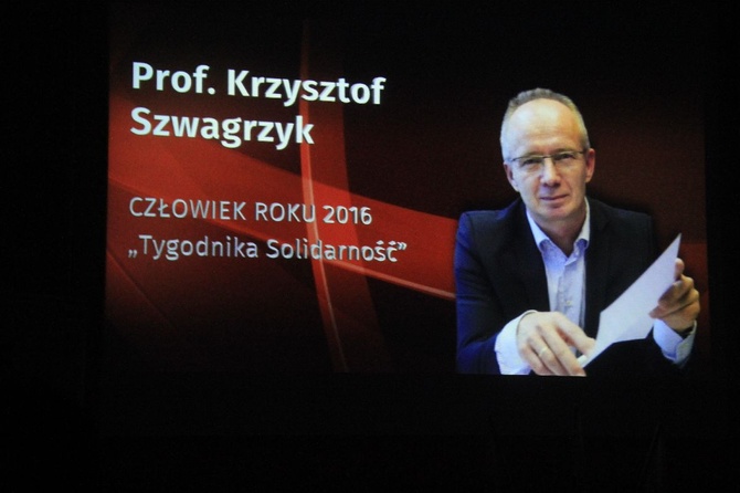 Prof. Szwagrzyk "Człowiekiem Roku 2016 Tygodnika Solidarność"