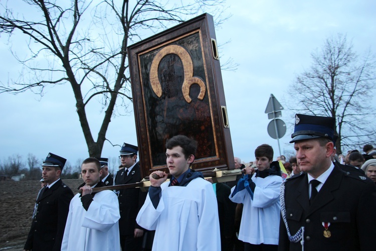 Powitanie ikony MB Częstochowskiej w Kozłowie Biskupim