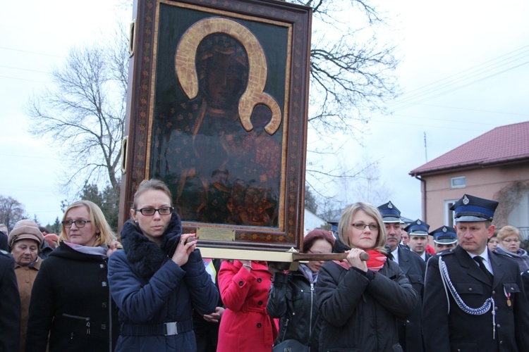 Powitanie ikony MB Częstochowskiej w Kozłowie Biskupim