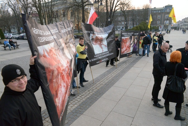 Demonstracje 8 marca w Radomiu