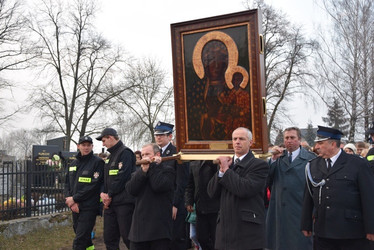 Powitanie ikony MB Częstochowskiej w Kurdwanowie