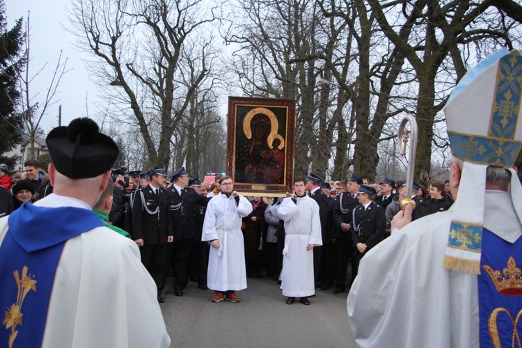 Powitanie ikony MB Częstochowskiej w Rybnie