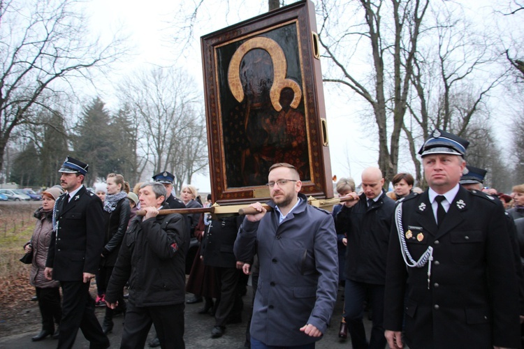 Powitanie ikony MB Częstochowskiej w Rybnie