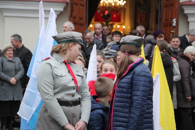 Powitanie ikony MB Częstochowskiej w Rybnie