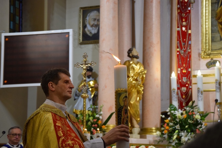 Powitanie ikony MB Częstochowskiej w Giżycach