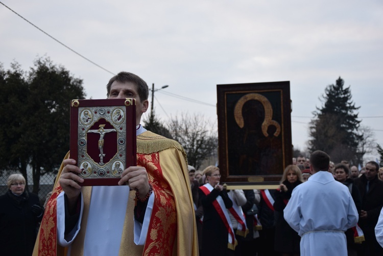 Powitanie ikony MB Częstochowskiej w Giżycach